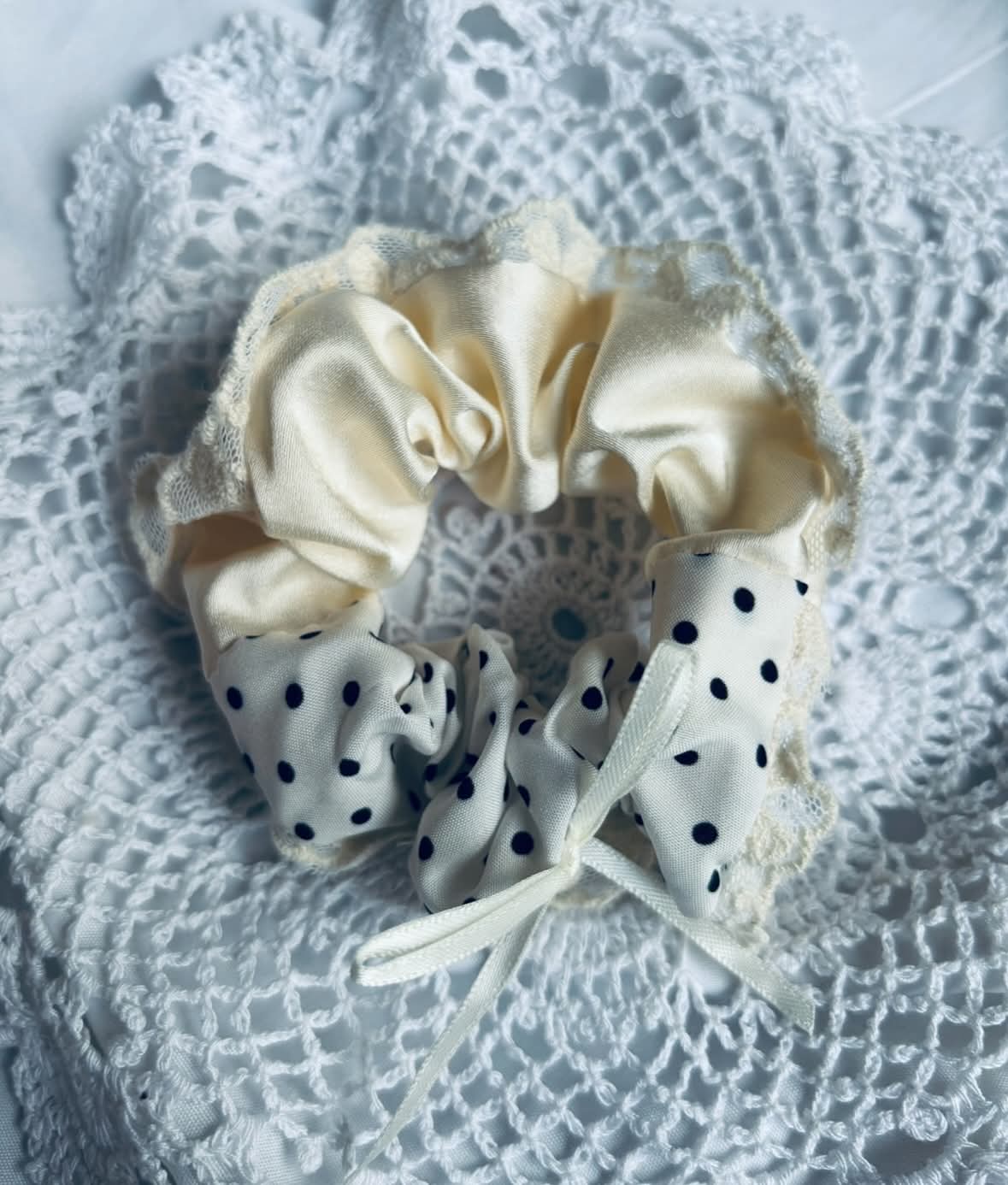 Aesthetic Scrunchie's