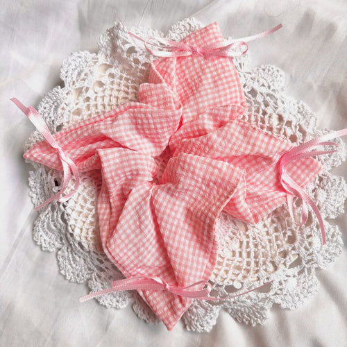 Cute aesthetic hair scrunchies – soft, stretchable, and elegant