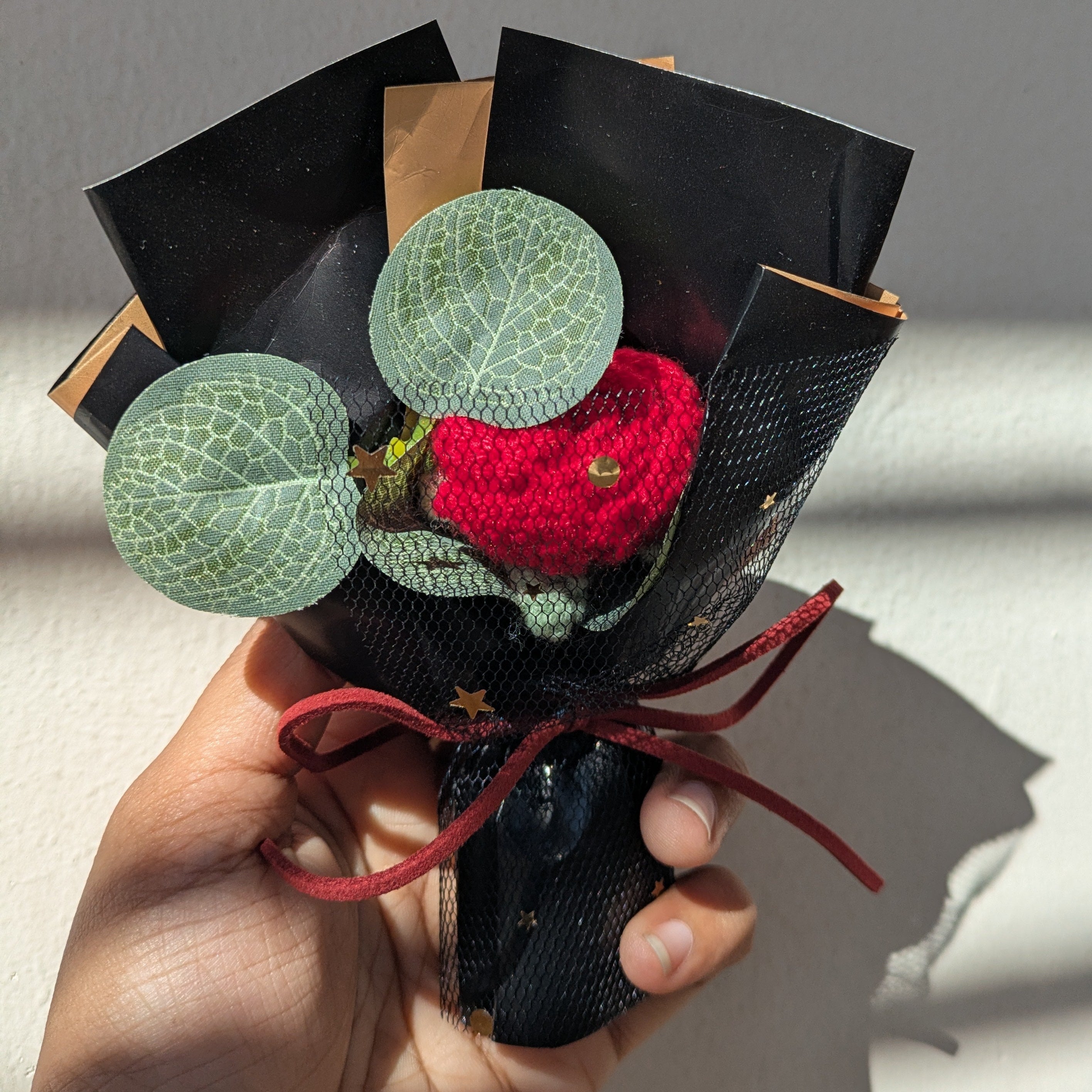 mini red rose