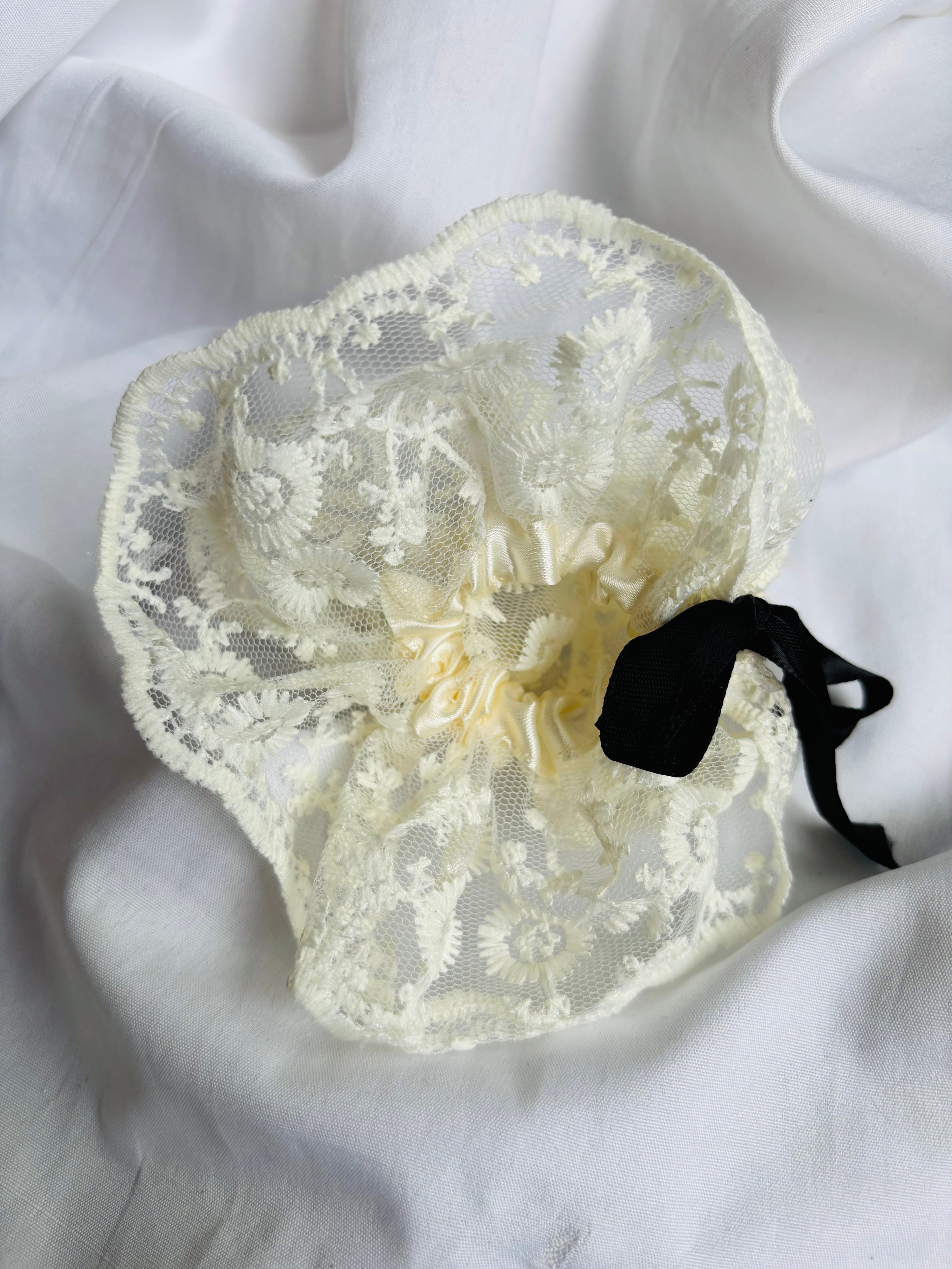 Aesthetic Scrunchie's